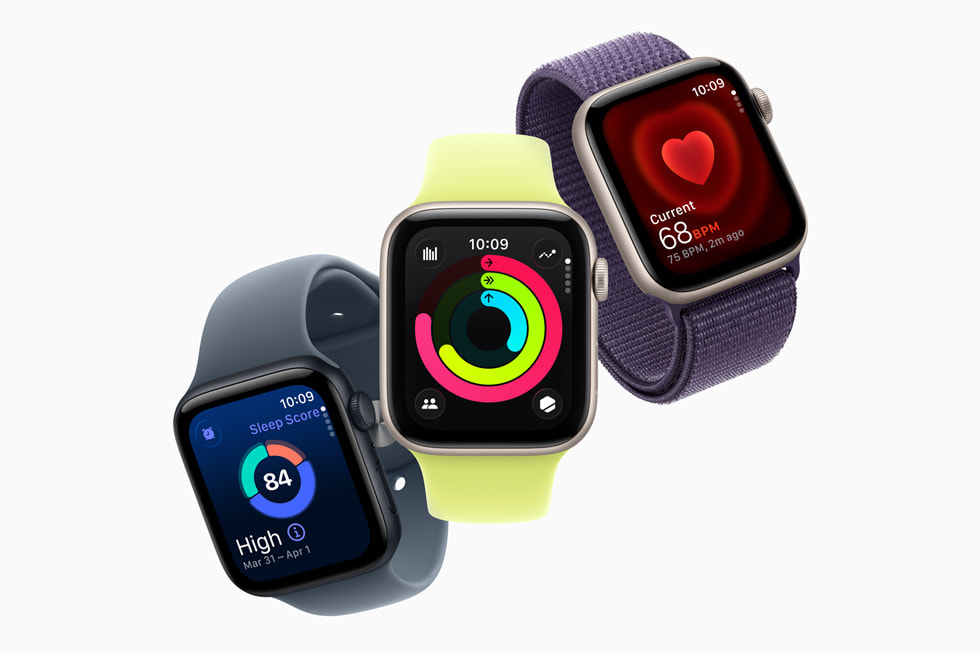 健康機能とフィットネス機能を表示した3つのApple Watch SE 3
